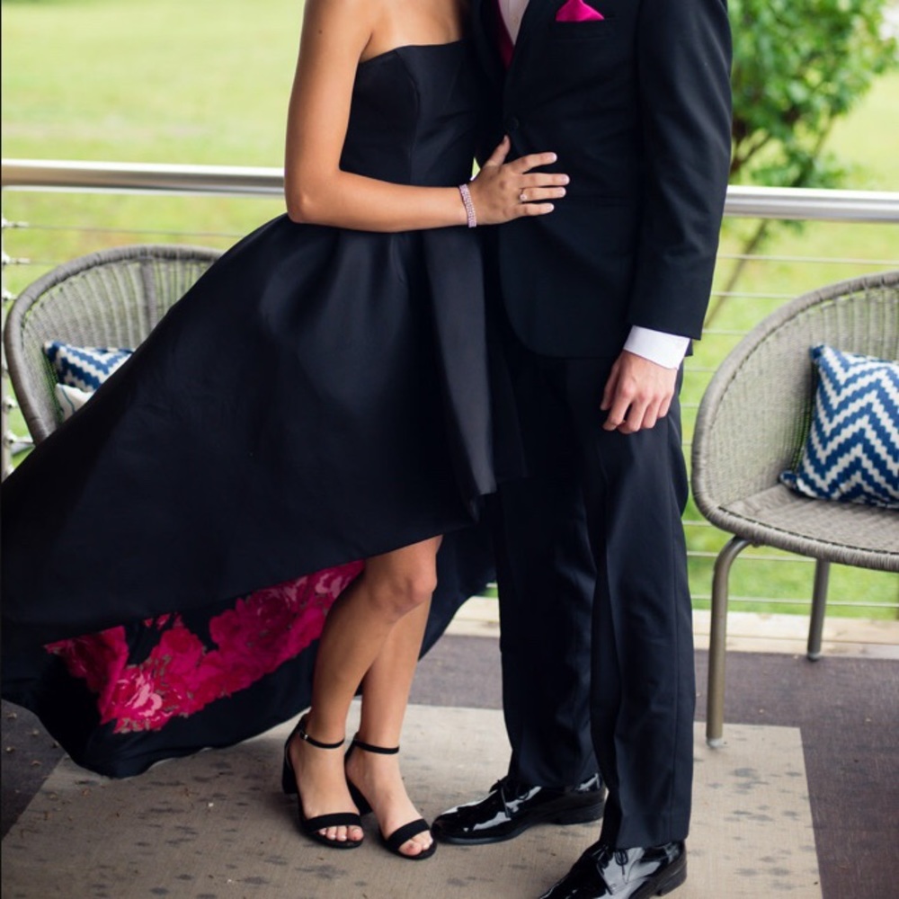 Sherri Hill high-low prom dress